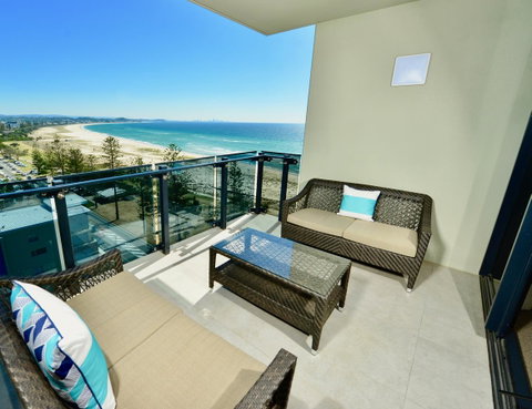 Iconic Kirra Beach Resort - Accommodation Nelson Bay 5