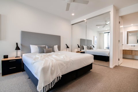 Iconic Kirra Beach Resort - Accommodation Nelson Bay 1