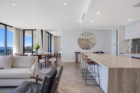 Iconic Kirra Beach Resort - Accommodation Nelson Bay 34