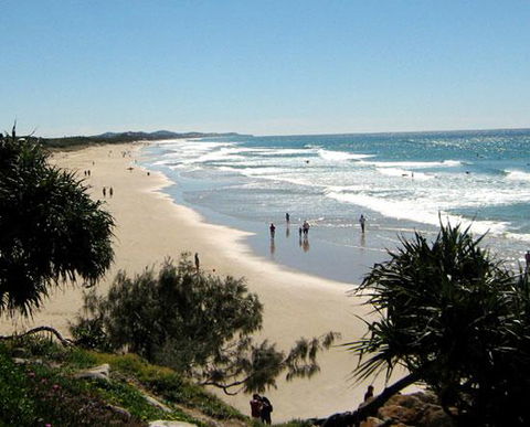 Beach House On Jones Parade, Central Coolum Beach - Accommodation Nelson Bay 15