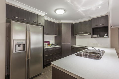 Platinum International - Accommodation Nelson Bay 31