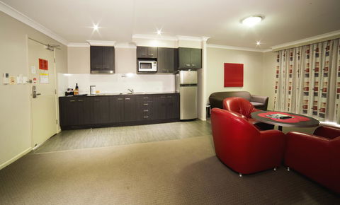 Platinum International - Accommodation Nelson Bay 11