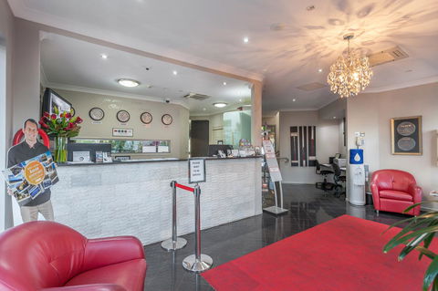 Platinum International - Accommodation Nelson Bay 35