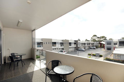 Platinum International - Accommodation Nelson Bay 9