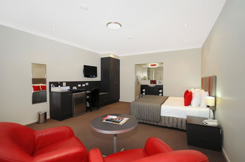 Platinum International - Accommodation Nelson Bay 19