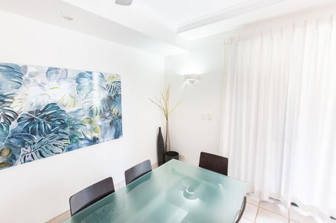 Bermuda Villas - Accommodation Nelson Bay 10