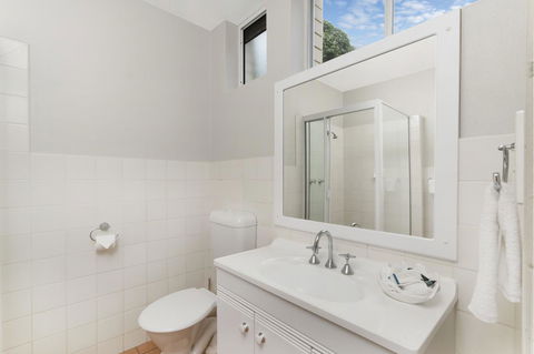 The Robert Towns - Accommodation Nelson Bay 5