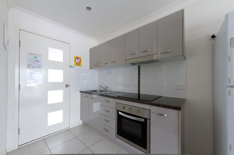 Rockhampton Serviced Apartments - Accommodation Nelson Bay 20