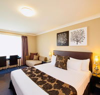 Best Western Plus Ambassador On Ruthven Motor Inn - Accommodation Nelson Bay