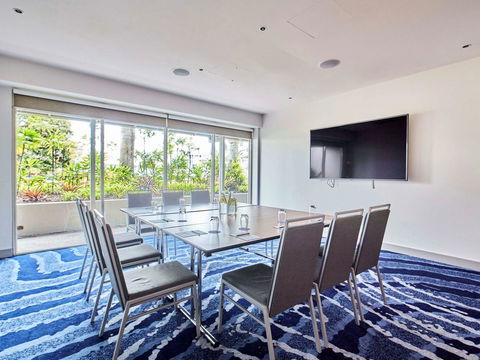 Novotel Cairns Oasis Resort - Accommodation Nelson Bay 44