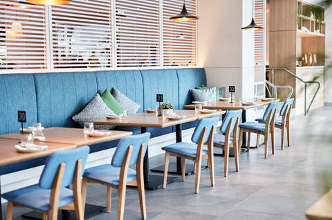 Novotel Cairns Oasis Resort - Accommodation Nelson Bay 7
