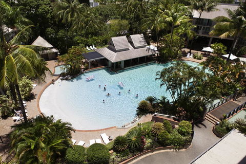 Novotel Cairns Oasis Resort - Accommodation Nelson Bay 37