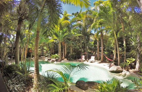 Boutique Bungalows - Accommodation Nelson Bay 0