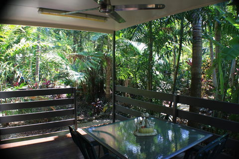Boutique Bungalows - Accommodation Nelson Bay 26
