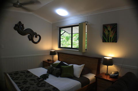 Boutique Bungalows - Accommodation Nelson Bay 44
