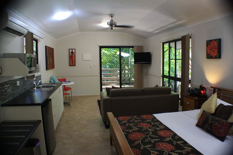 Boutique Bungalows - Accommodation Nelson Bay 28