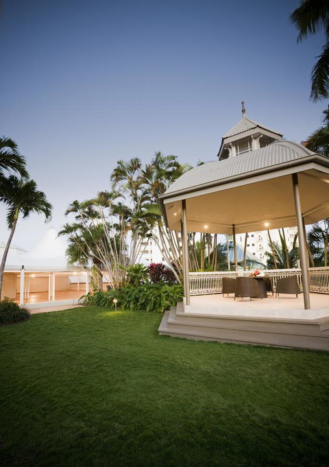 Pullman Cairns International - Accommodation Nelson Bay 25