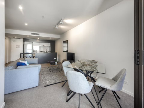 Opera Apartments South Brisbane - Accommodation Nelson Bay 5