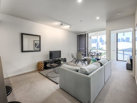 Opera Apartments South Brisbane - Accommodation Nelson Bay 4