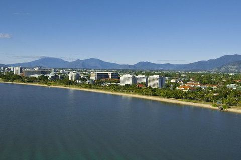 Cairns Harbourside Hotel - Accommodation Nelson Bay 0