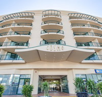 Central Cosmo Apartment Hotel - Accommodation Nelson Bay
