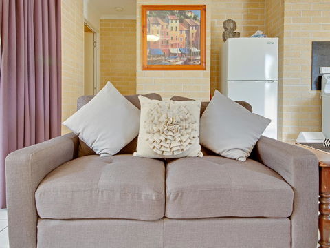 Murray Street Apartments - Accommodation Nelson Bay 1