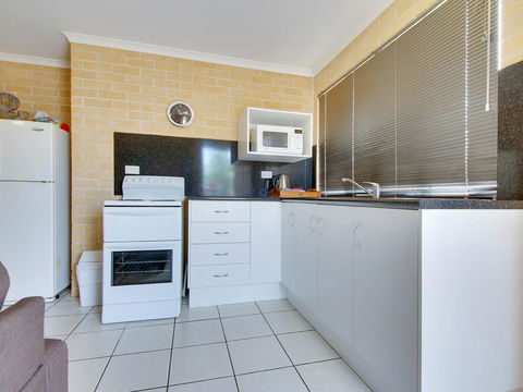 Murray Street Apartments - Accommodation Nelson Bay 40