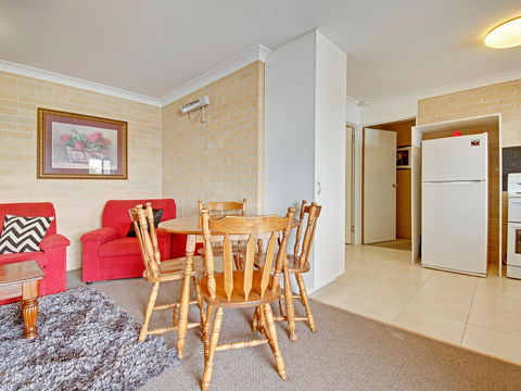 Murray Street Apartments - Accommodation Nelson Bay 10