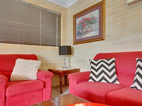 Murray Street Apartments - Accommodation Nelson Bay 0