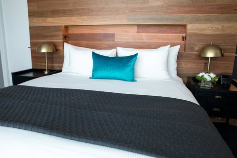 Eatons Hill Hotel - Nelson Bay Accommodation.com 33