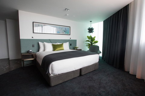 Eatons Hill Hotel - Nelson Bay Accommodation.com 41