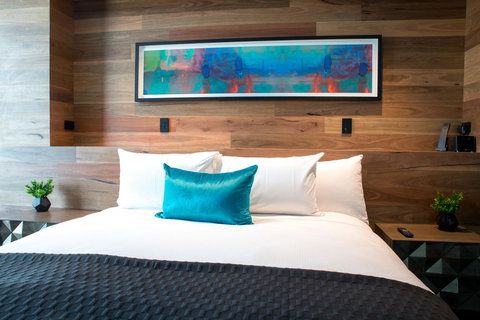 Eatons Hill Hotel - Nelson Bay Accommodation.com 25