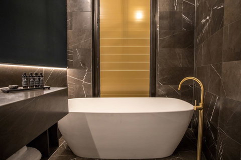 Eatons Hill Hotel - Nelson Bay Accommodation.com 27