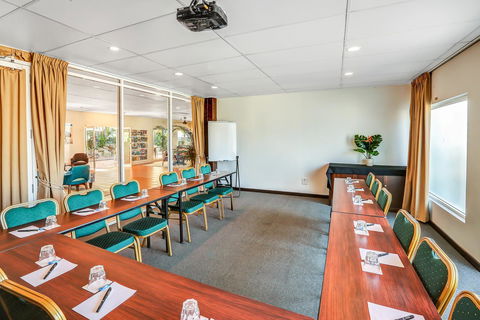 Coral Tree Inn - Accommodation Nelson Bay 9