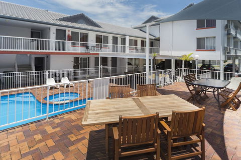 Sunshine Beach Resort - Accommodation Nelson Bay 5