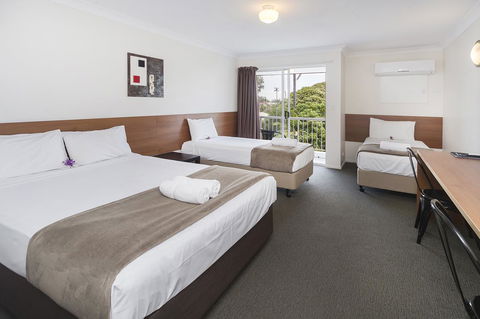 Sunshine Beach Resort - Accommodation Nelson Bay 6