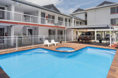 Sunshine Beach Resort - Accommodation Nelson Bay 0