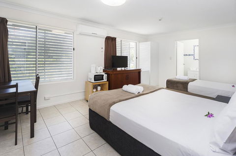 Sunshine Beach Resort - Accommodation Nelson Bay 8