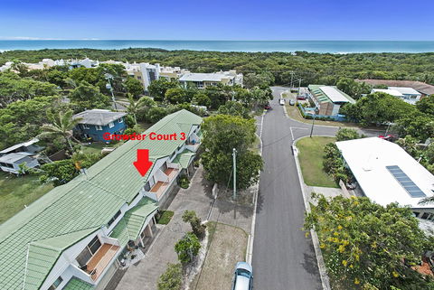 Growder Court 3 - Coolum Beach QLD - Accommodation Nelson Bay 1