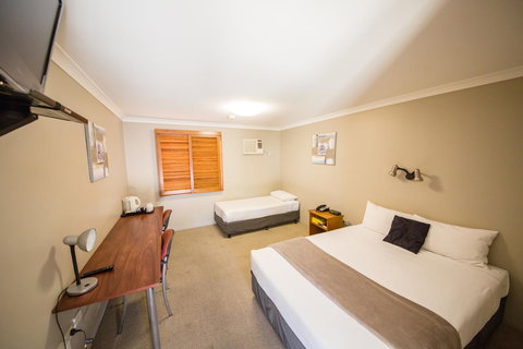 Cosmopolitan Motel & Serviced Apartments - Accommodation Nelson Bay 6