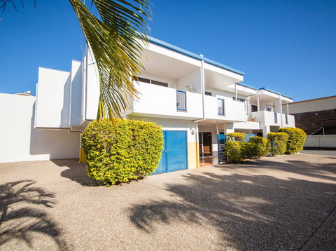 Cosmopolitan Motel & Serviced Apartments - Accommodation Nelson Bay 2