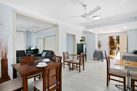 Cairns City Palms - Accommodation Nelson Bay 6
