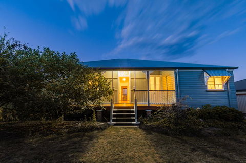 Apple Blossom Cottages - Accommodation Nelson Bay 0