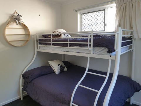 Beautiful Home- Walk To Beach-Short Drive To Noosa - Accommodation Nelson Bay 8