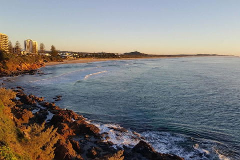 Beautiful Home- Walk To Beach-Short Drive To Noosa - Accommodation Nelson Bay 9