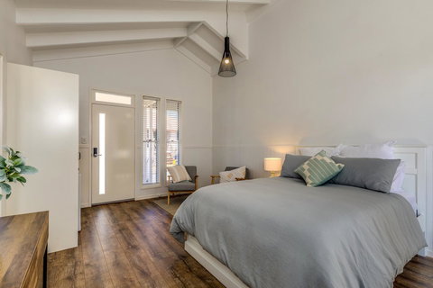 Hampton Estate Wines - Accommodation Nelson Bay 31