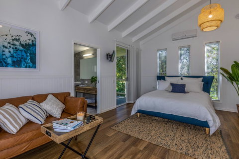 Hampton Estate Wines - Accommodation Nelson Bay 30