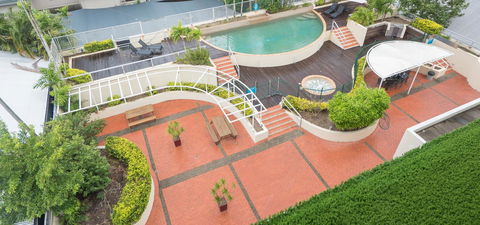 Sunshine Tower Hotel - Accommodation Nelson Bay 22