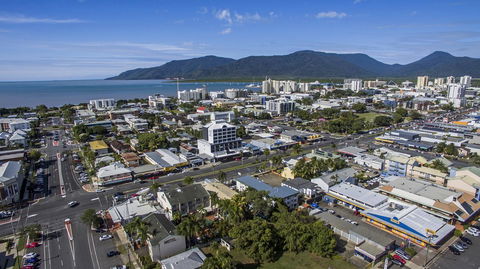 Sunshine Tower Hotel - Accommodation Nelson Bay 2