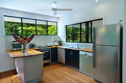 Misty Mountains Rainforest Retreat - Accommodation Nelson Bay 20